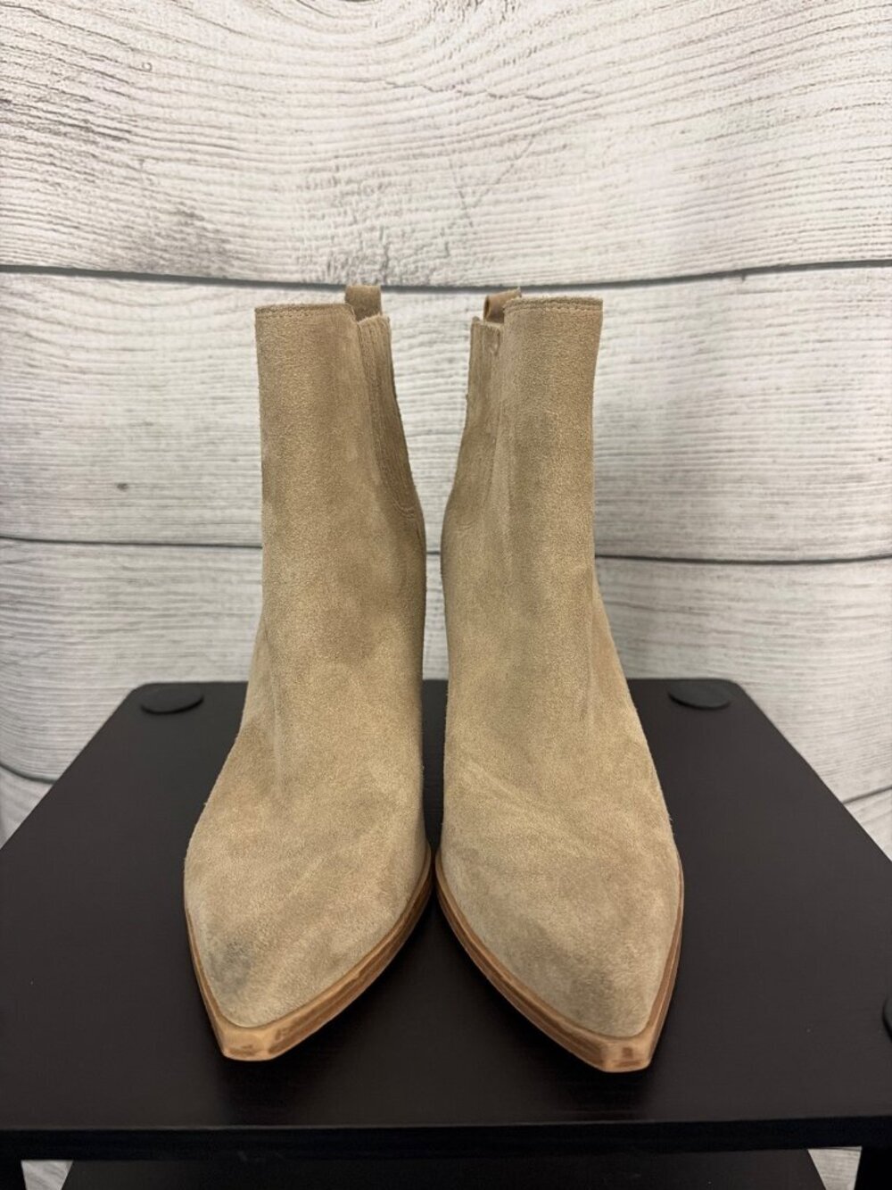 Marc Fisher Oshay Natural Suede Pointed Toe Heel Bootie Boot Size 7.5